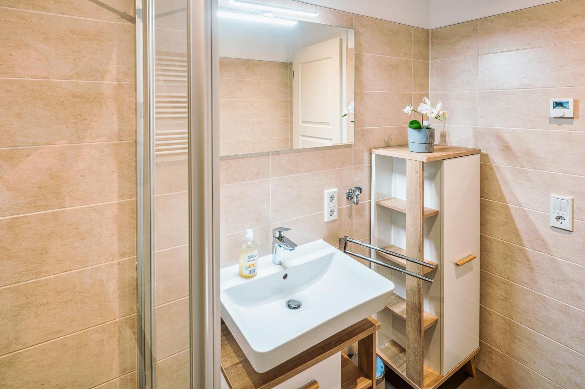 Apartment Nagelneues In Der Hafencity An Der Elbe *